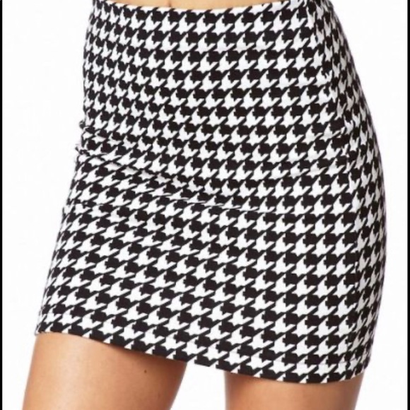 Perfect Houndstooth Mini - Picture 2 of 5